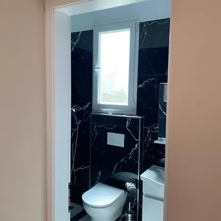 بيت ضيافة Saranda Apartments - Sunny Pearl *